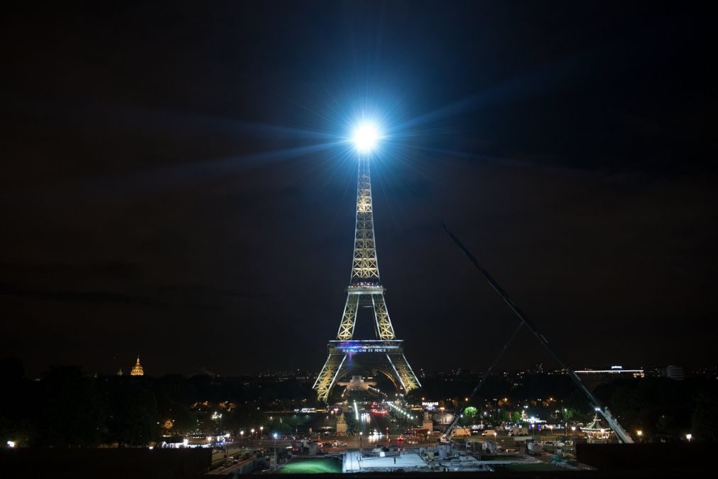 Assalto no Hotel Ritz em Paris leva 4 milhões de euros em jóias (vídeo)