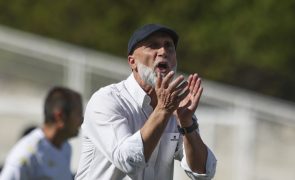 Álvaro Pacheco sucede a Paulo Turra como treinador do Vitória de Guimarães