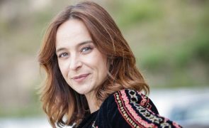 Sara Prata Mostra as diferenças da filha: 