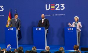 Von der Leyen e Michel mantêm confiança em acordo sobre migrações