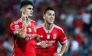 Benfica vence Estoril com golo nos descontos e assume liderança provisória da I Liga