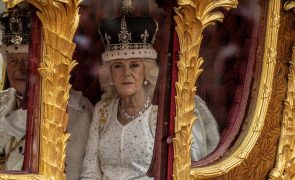 Camilla Parker Bowles - Em ‘maus lençóis’! Rainha acusada de consumir canábis!