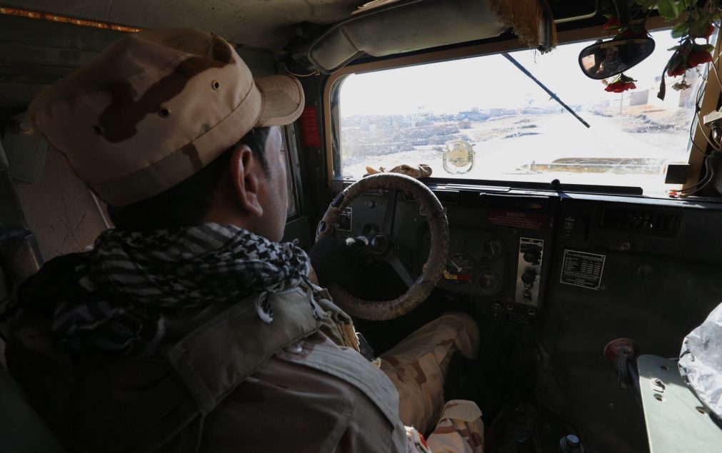Iraque lança ofensiva no deserto para eliminar Estado Islâmico