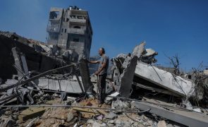 Mortos em Gaza sobem para 1.055