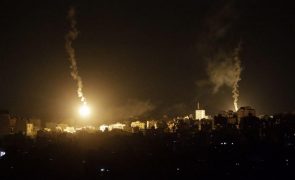 Israel: Mortos em Gaza aumentam para 1.200 - Governo palestiniano