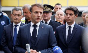 Macron pede união dos franceses face à 