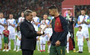 Cristiano Ronaldo homenageado no Dragão pelas 200 internacionalizações