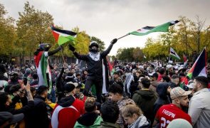 Mais de 10 mil pessoas manifestam-se em Amsterdão em apoio à Palestina