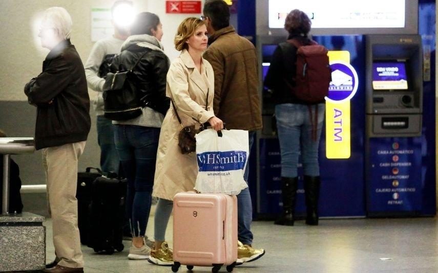 Cristina Ferreira Queixa-se de atraso no voo após gala do BB: “Uma pessoa dormiu três horas