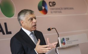 OE2024 não ousa e economia corre risco de ficar anémica