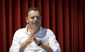 Presidente do PSD anuncia voto contra proposta de OE2024 do Governo