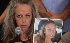 Mãe de refém que aparece em vídeo do Hamas apela à sua libertação