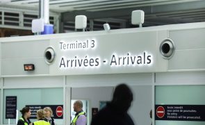 Novos alertas de bomba em França em 18 aeroportos, 10 evacuados