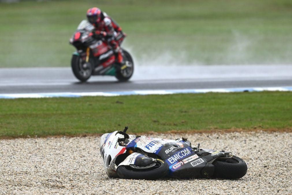 Corrida sprint do GP da Austrália de MotoGP cancelada devido ao mau tempo