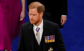 Harry - Da acupuntura à quiropraxia: os especialistas que cuidam do duque