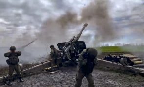 Rússia redobra ataques em zona estratégica para ambos os lados no Donbass