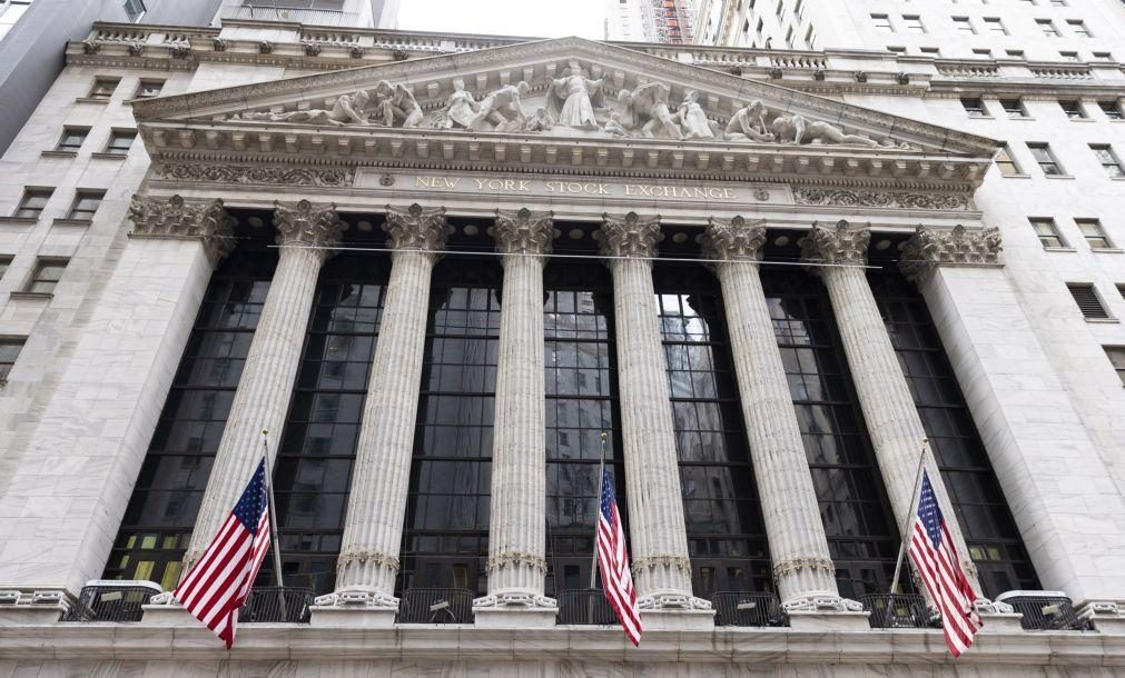 Wall Street abre em terreno misto com Dow Jones a baixar 0,02%