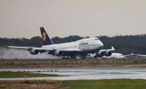 Lufthansa fatura 1.606 MEuro nos pirmeiros nove meses do ano