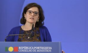 Ministra da Presidência defende que Portugal mantém níveis muito elevados de emprego