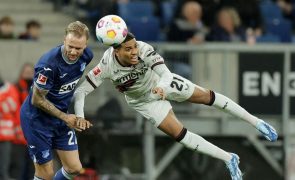 Bayer Leverkusen reforça liderança com vitória em casa do Hoffenheim