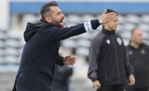 Belenenses anuncia saída do treinador Bruno Dias