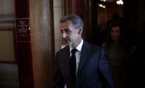 Sarkozy regressa a tribunal por financiamento político ilegal