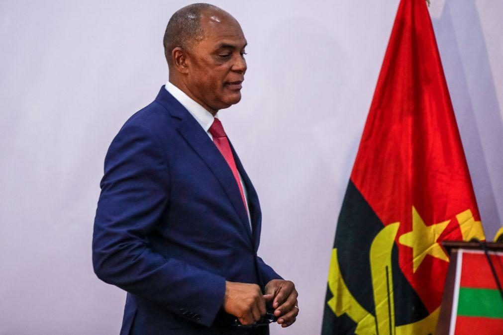 Angola vive profunda crise económica e diversificação da economia é 