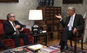 PS defende nomeação de outro primeiro-ministro com atual maioria