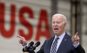 Legisladores Democratas querem que Biden proteja palestinianos nos EUA