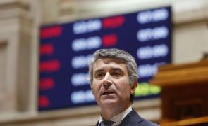 José Luís Carneiro candidata-se à liderança do PS em nome do diálogo e da segurança