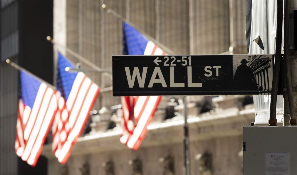 Bolsa em Wall Street sobe e tenta recuperar da descida na sessão anterior