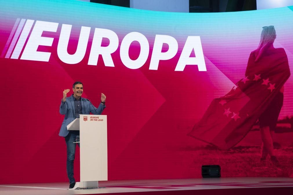 Sánchez garante estabilidade após acordos com 'geringonça' de oito partidos