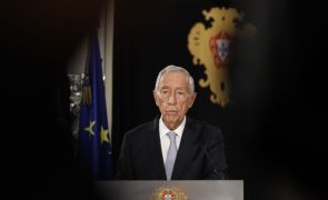 Governo/crise: PR nega convite ou autorização de contacto a Centeno para chefiar executivo