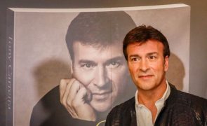 Tony Carreira atua na festa de fim de ano de Coimbra