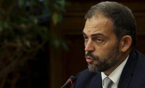 Ministro do Ambiente garante que projetos de lítio cumprem a lei