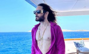 Jared Leto - Insólito! Músico escala Empire State Building em 20 minutos