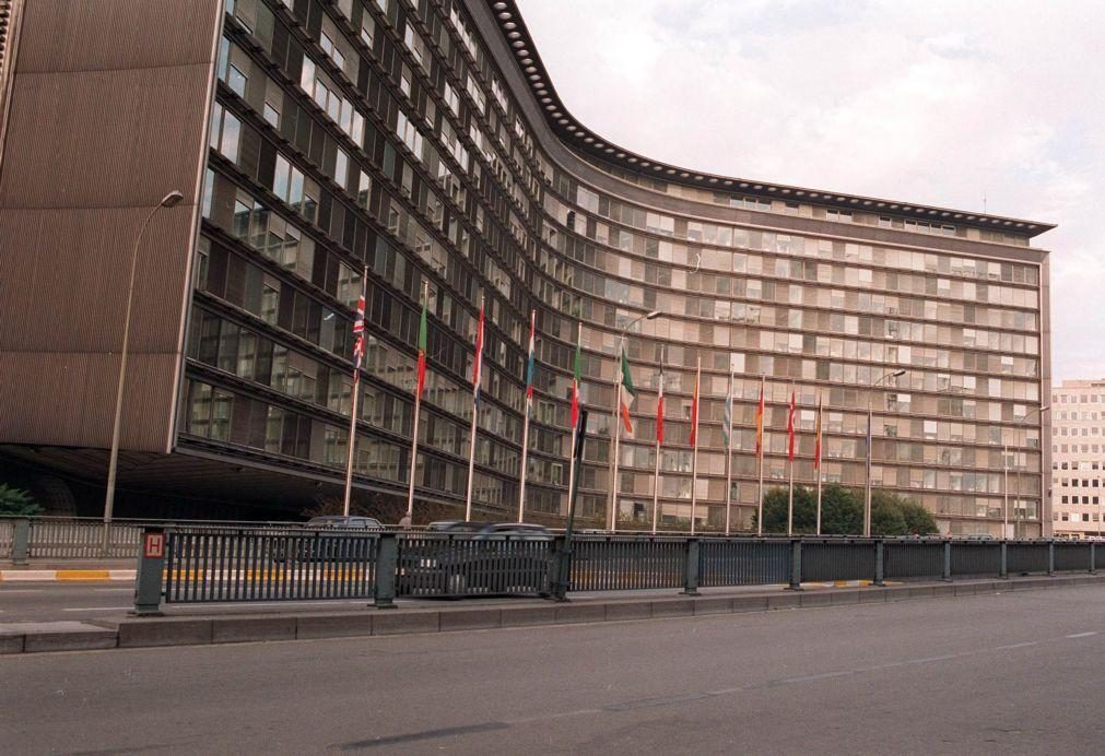 Bruxelas divulga projeções em contexto desafiante de tensões geopolíticas