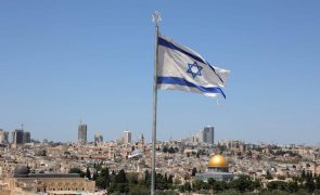 Sete feridos em ataque armado em Jerusalém