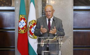 PSD desafia Santos Silva a avaliar condições para exercer cargo