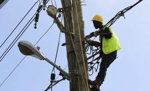 Taxa de cobertura de energia em Moçambique passou este ano os 50%