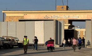 MNE anuncia saída de mais oito cidadãos portugueses de Gaza