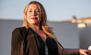 Suzana Garcia Pega-se com colega em direto na TVI: 