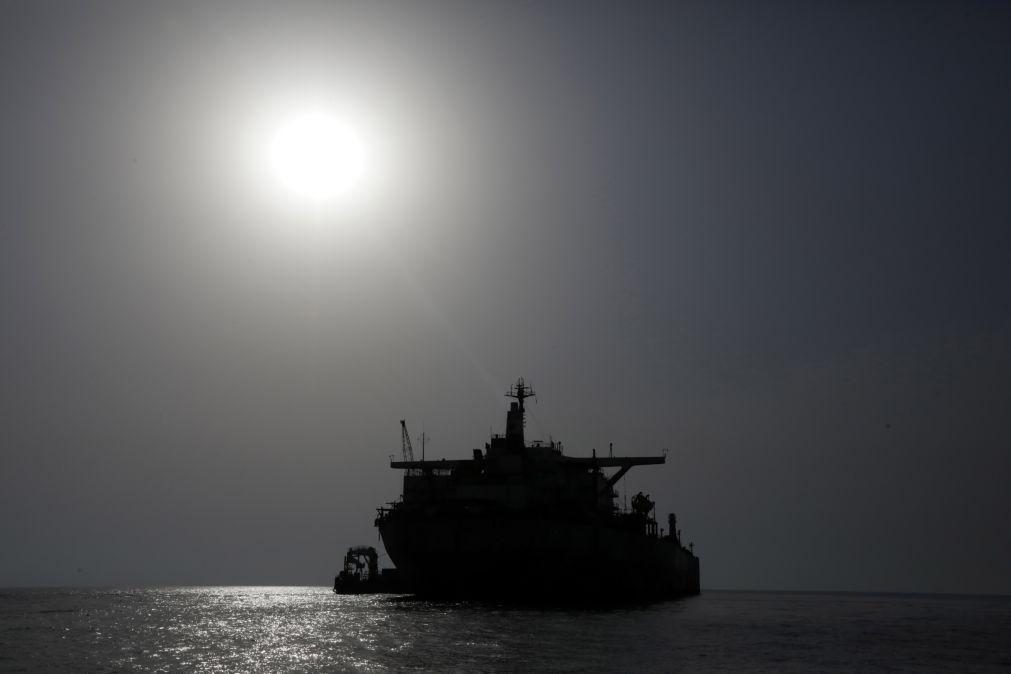 Huthis ameaçam atacar navios com bandeira israelita a partir do Iémen