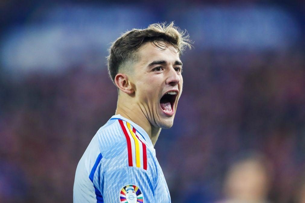 Médio espanhol Gavi lesiona-se com gravidade e pode falhar o resto da temporada
