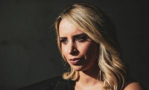 Helena Coelho Revela que faz terapia de casal: 