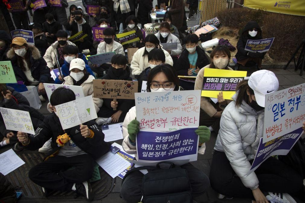 Japão condenado a indemnizar vítimas sul-coreanas de escravidão sexual