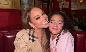 Mariah Carey - O prometido é devido! Canta e encanta com a filha de 12 anos
