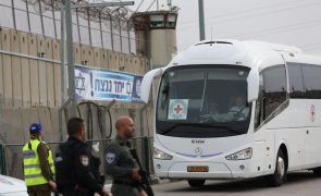 Israel liberta 39 prisioneiros palestinianos em segundo dia de trégua