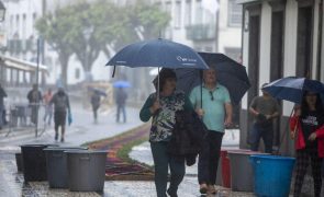 Ilhas de São Miguel e Santa Maria com aviso amarelo devido à chuva e trovoada