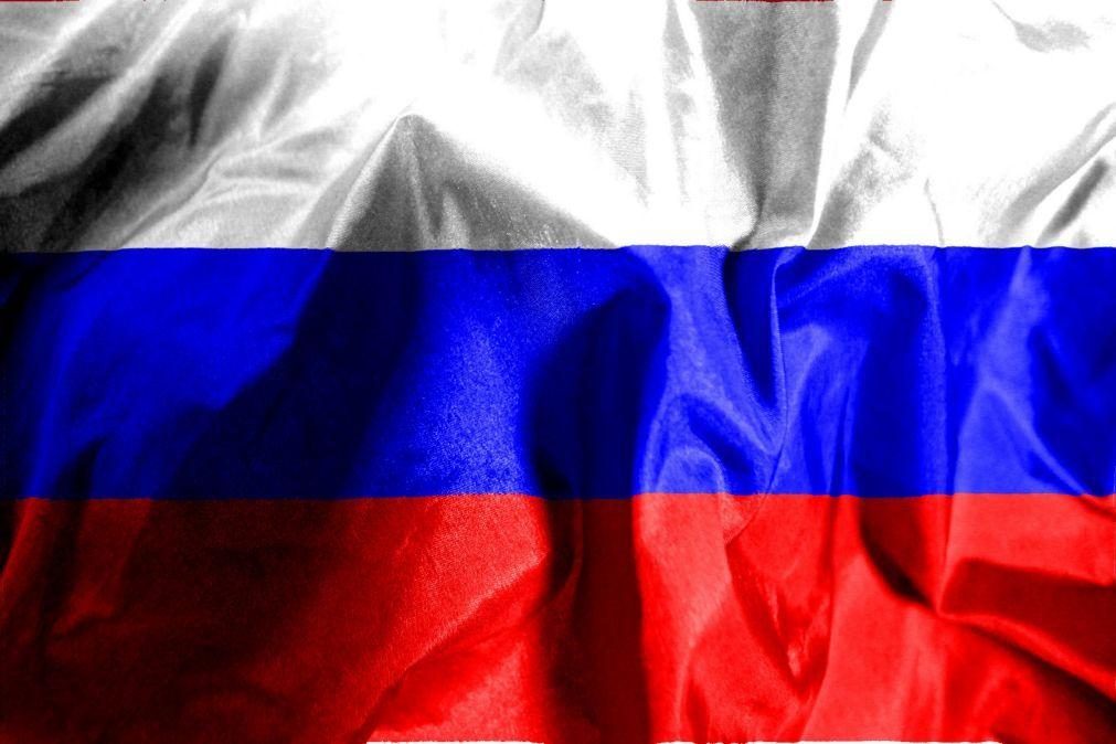 Rússia perde capacidade de decisão em organização que proíbe armas químicas